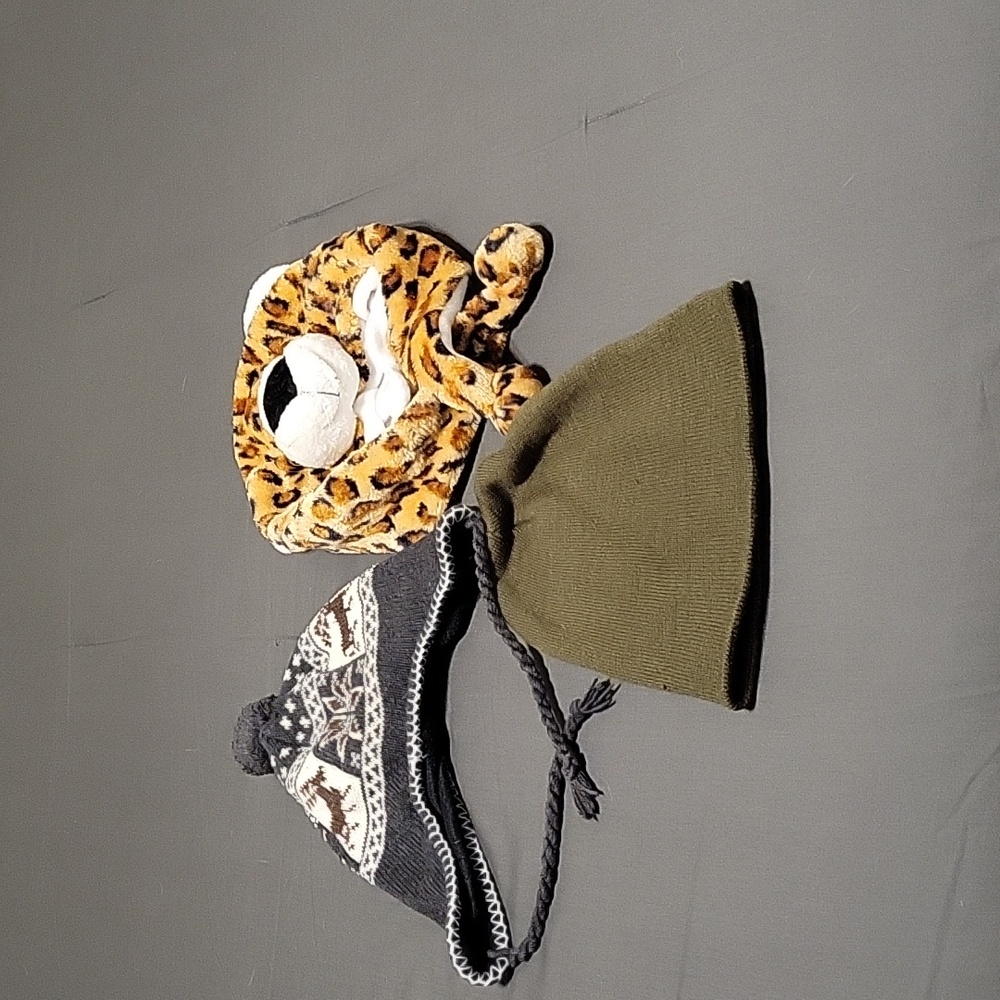 Unisex winter caps